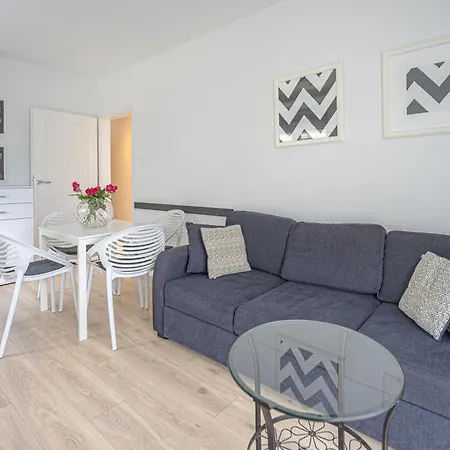 Sudety Park Myweek Apartment Polanica-Zdroj Exterior photo