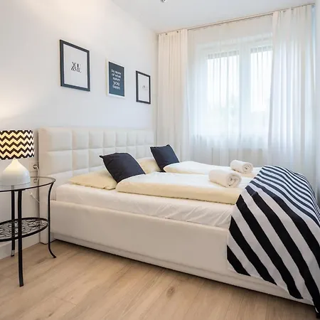 Sudety Park Myweek Apartment Polanica-Zdroj Exterior photo