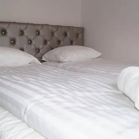 Sudety Park Myweek Apartment Polanica-Zdroj Room photo